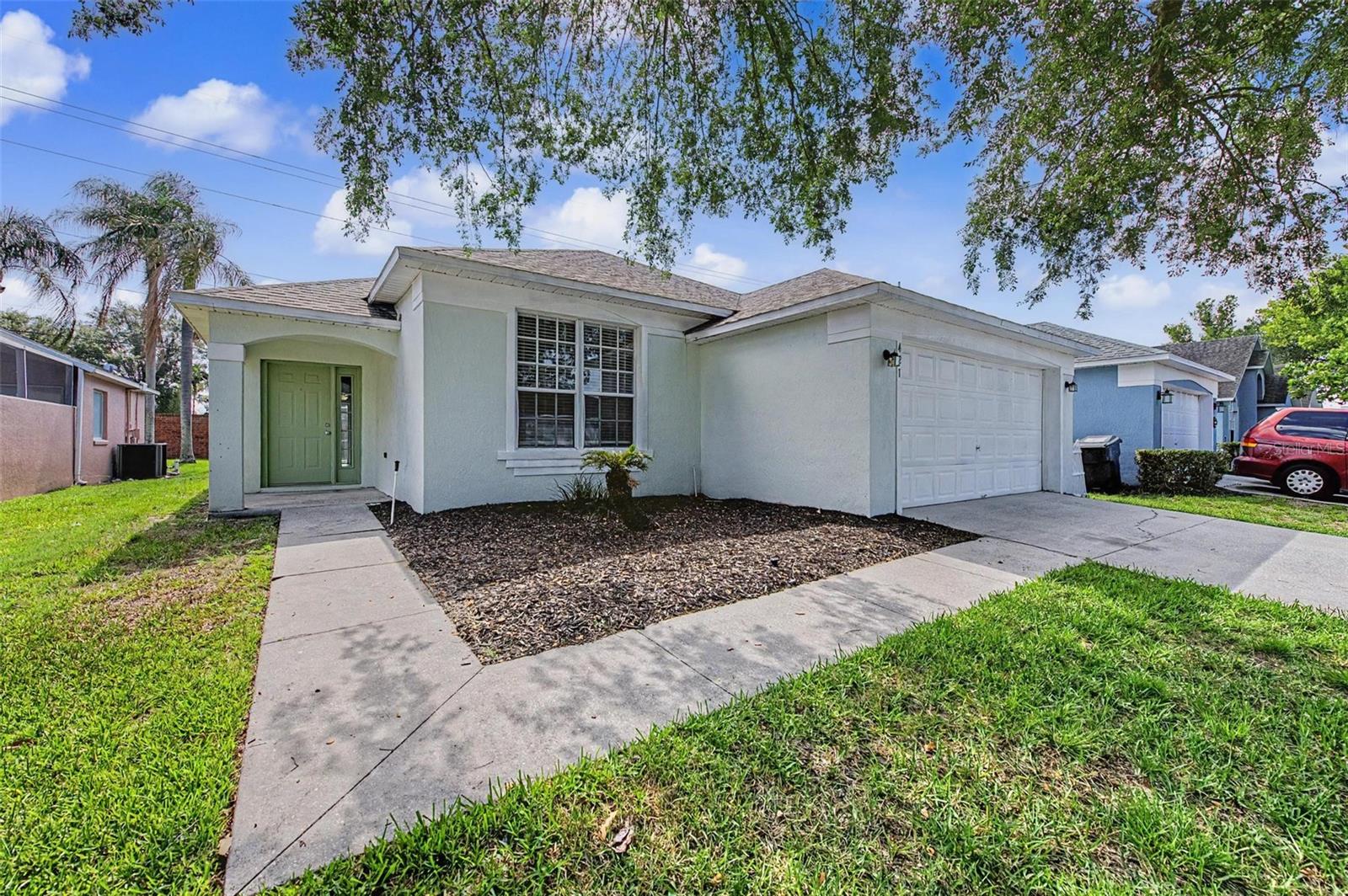 421 Holborn Loop, Davenport, FL 33897 — photo 2