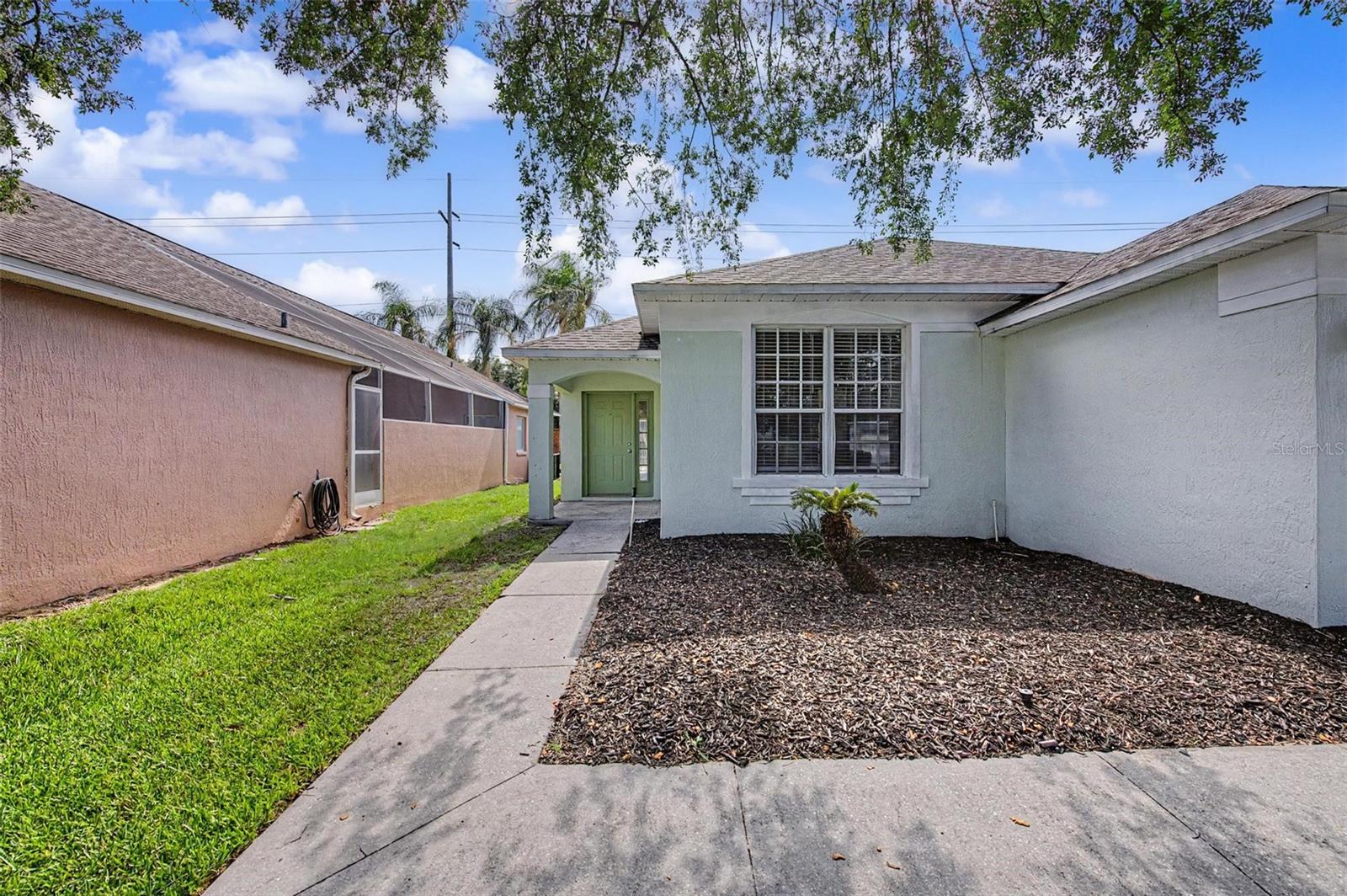 421 Holborn Loop, Davenport, FL 33897 — photo 3