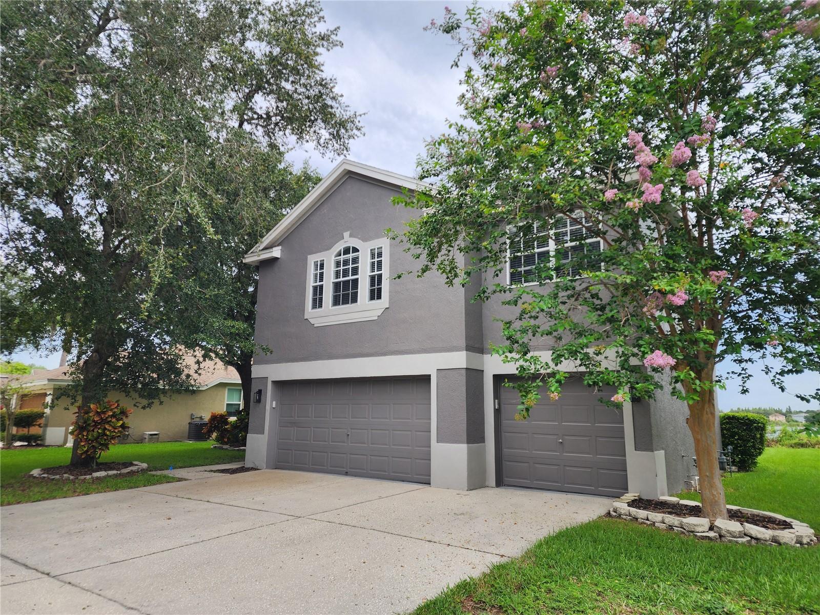 7215 Colonial Lake Dr — photo