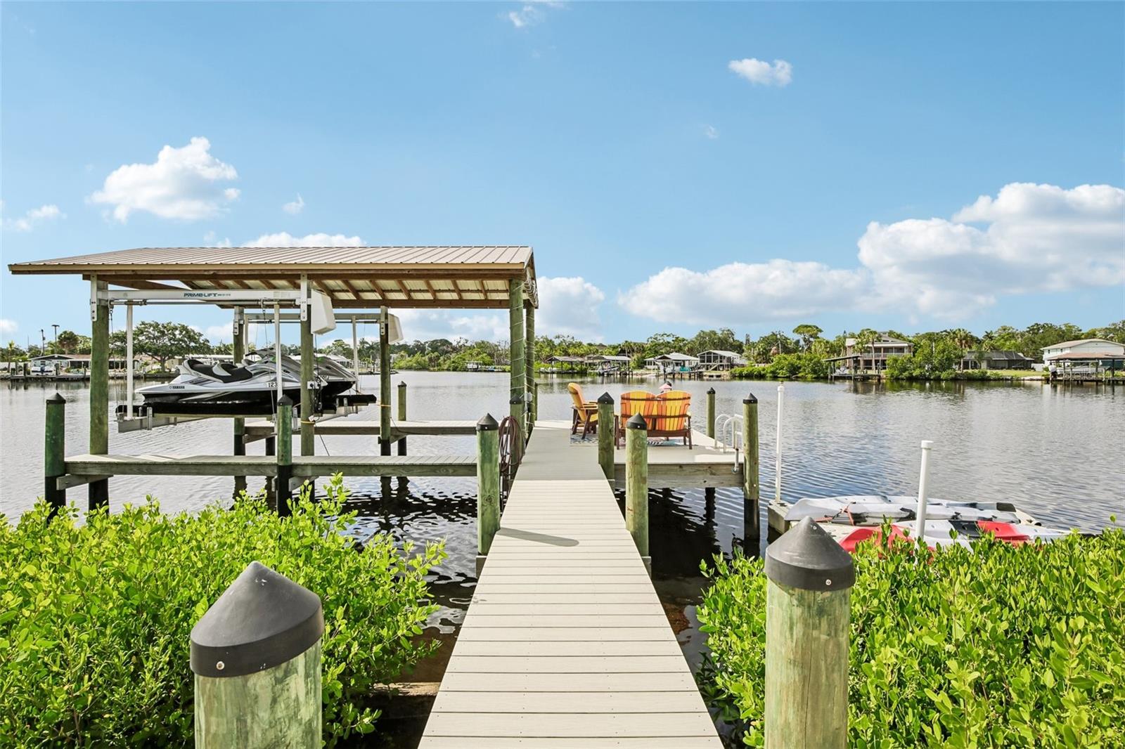 806 Blue Heron Blvd — photo