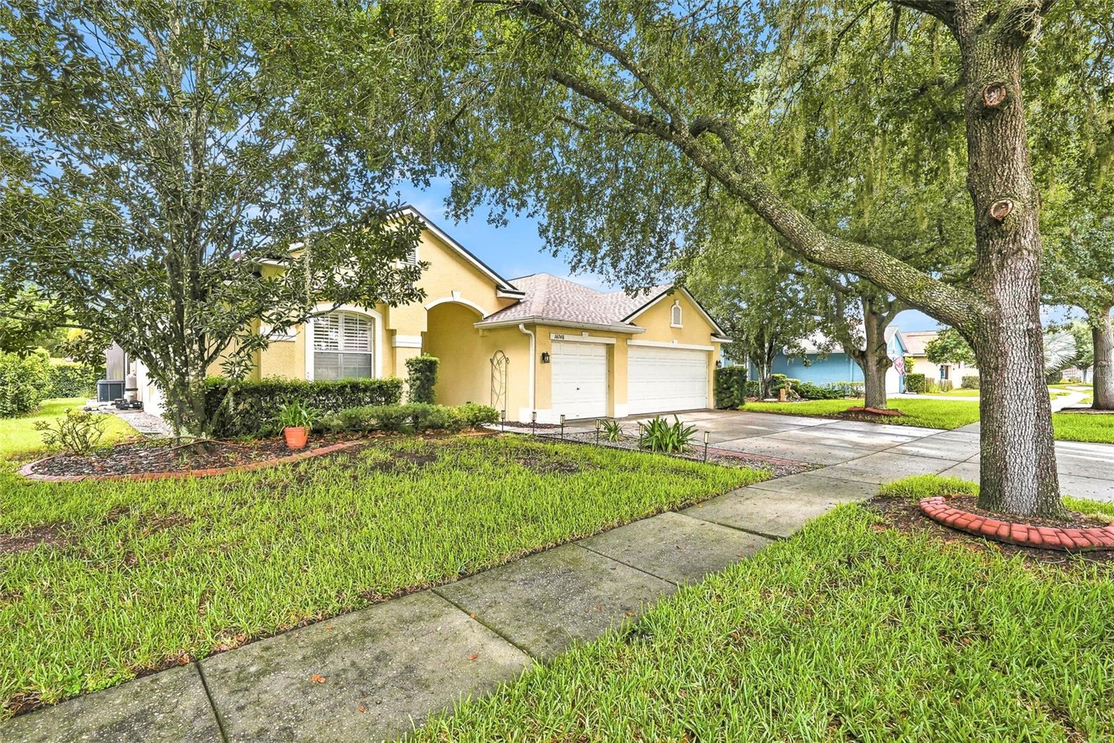 16748 Midsummer Lane, Spring Hill, FL 34610 — photo 2