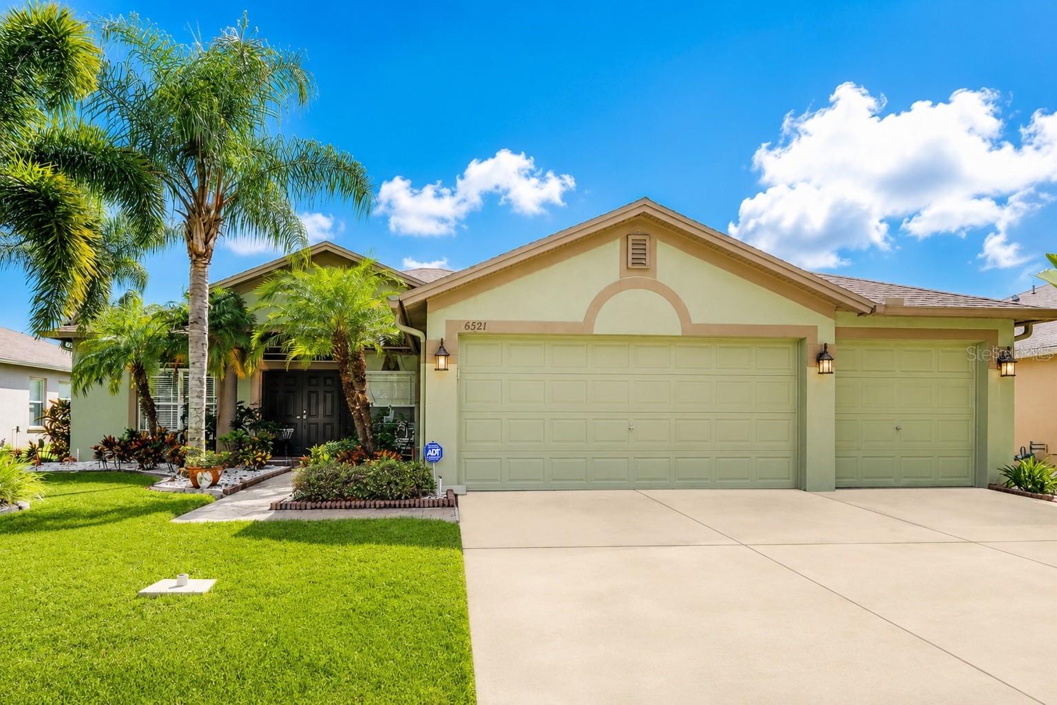 6521 Carrington Sky Dr — photo