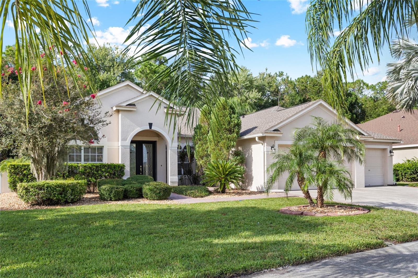 16132 Ivy Lake Dr — photo