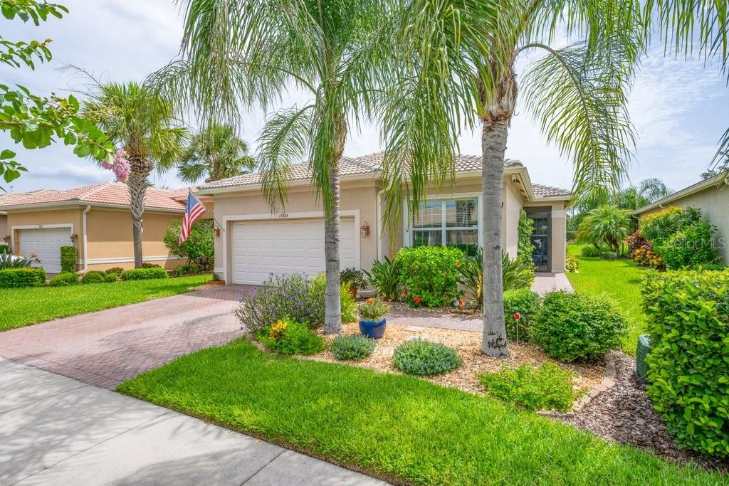 15824 Amber Falls Dr — photo