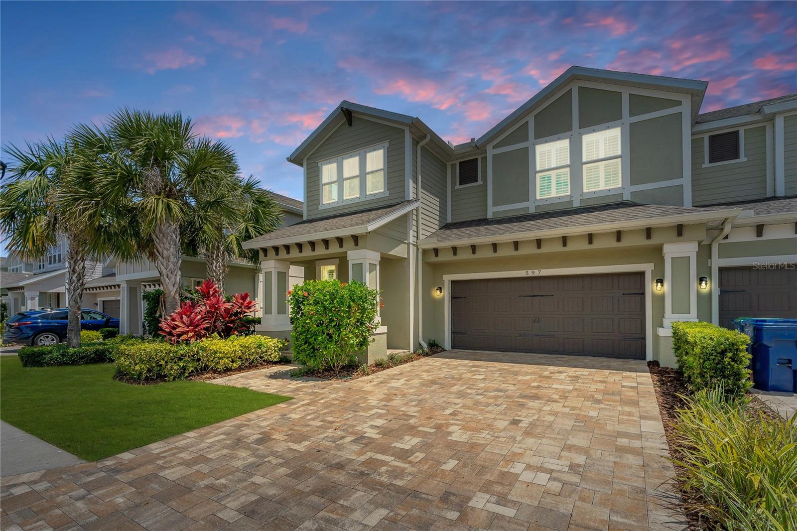 597 Ozona Village Dr — photo