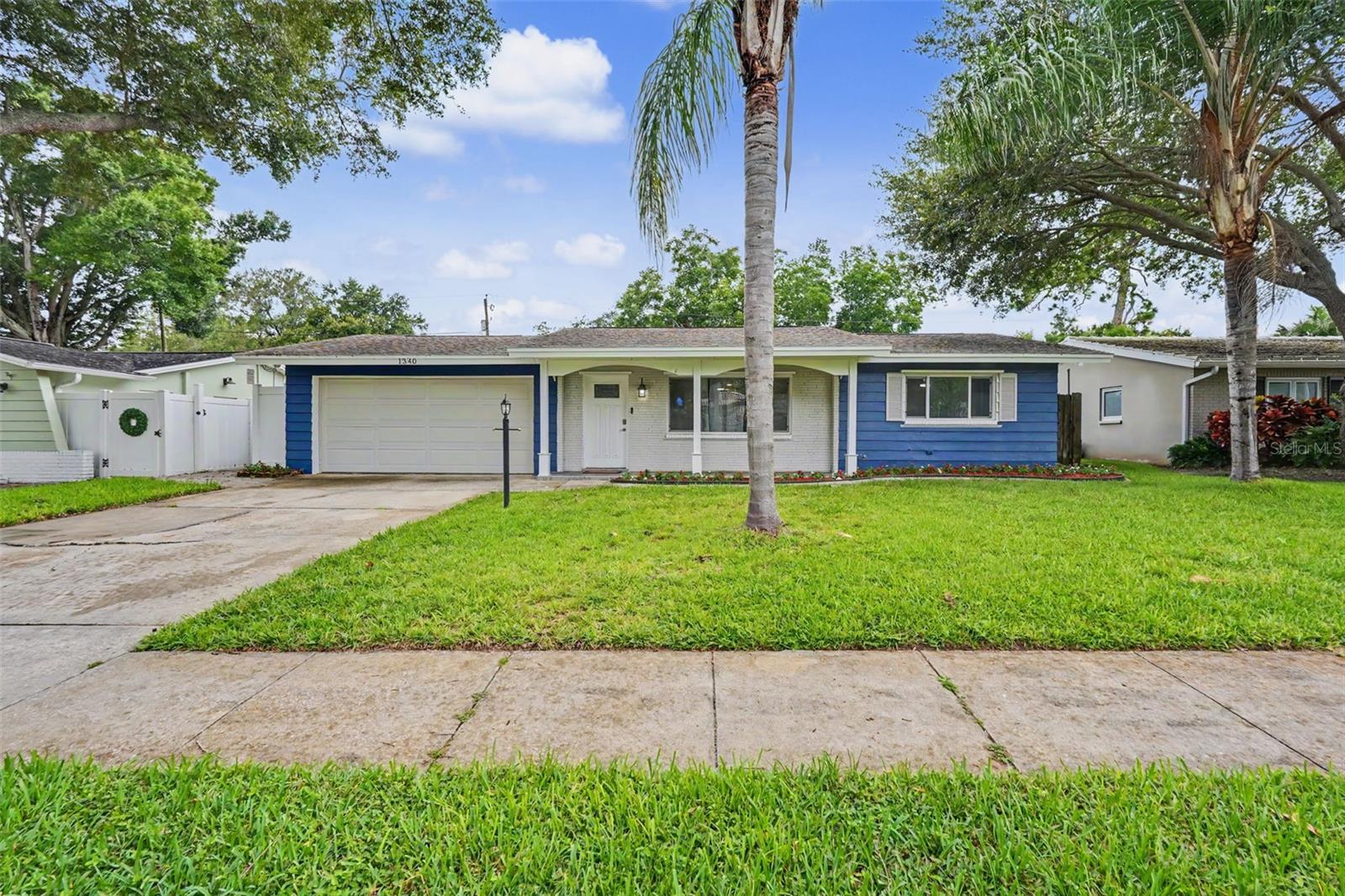 1340 Williams Dr — photo