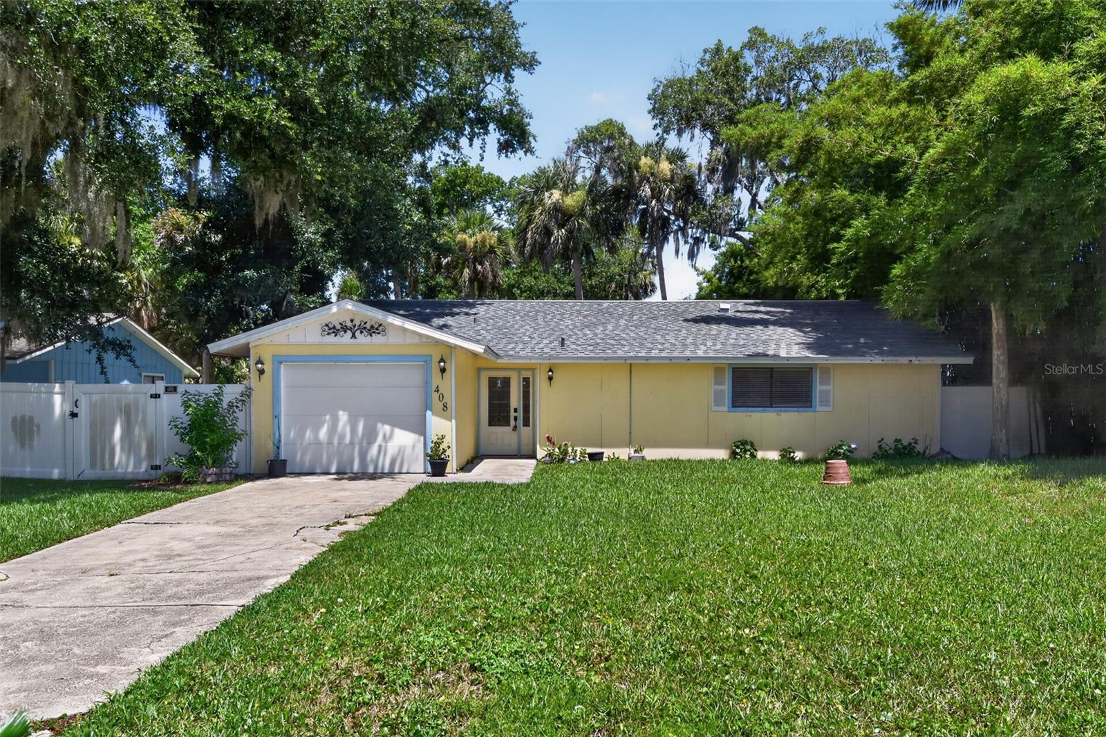 408 Palm Ave — photo