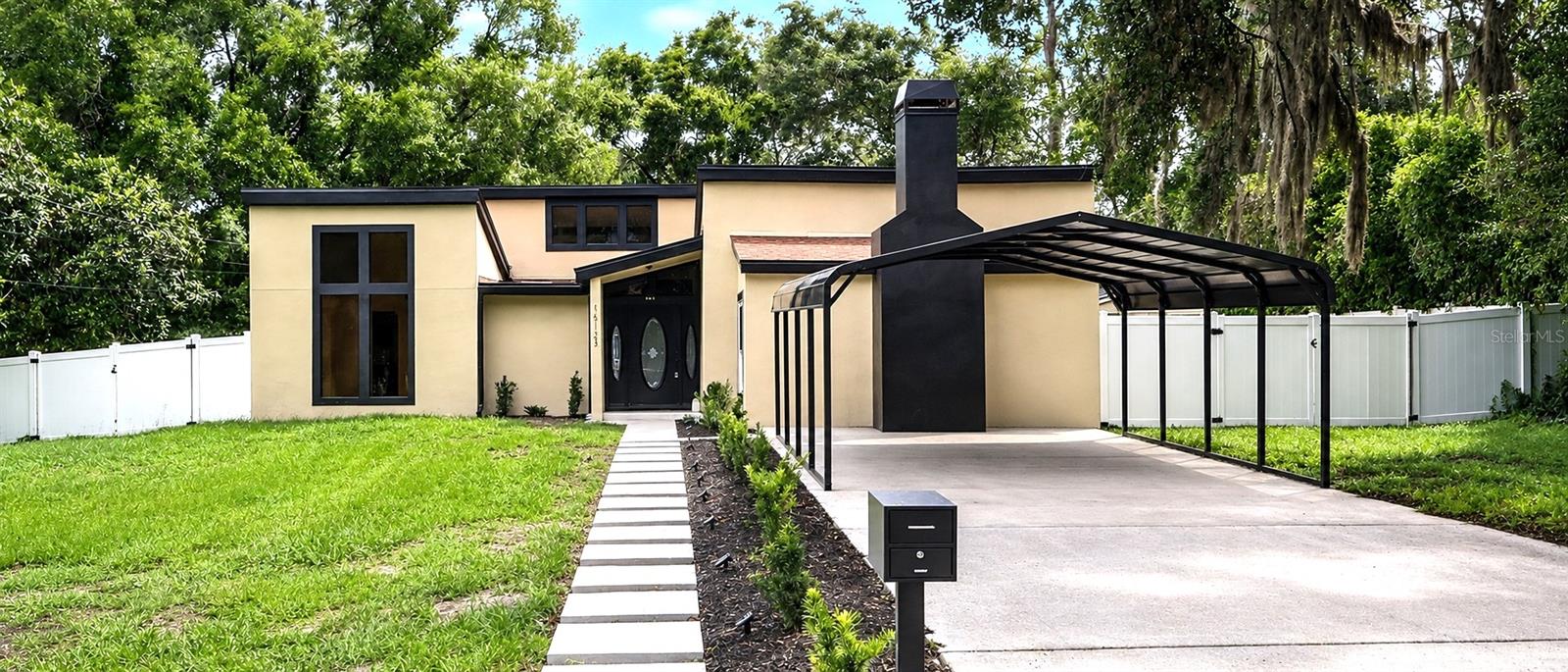16123 E Lake Burrell Dr — photo