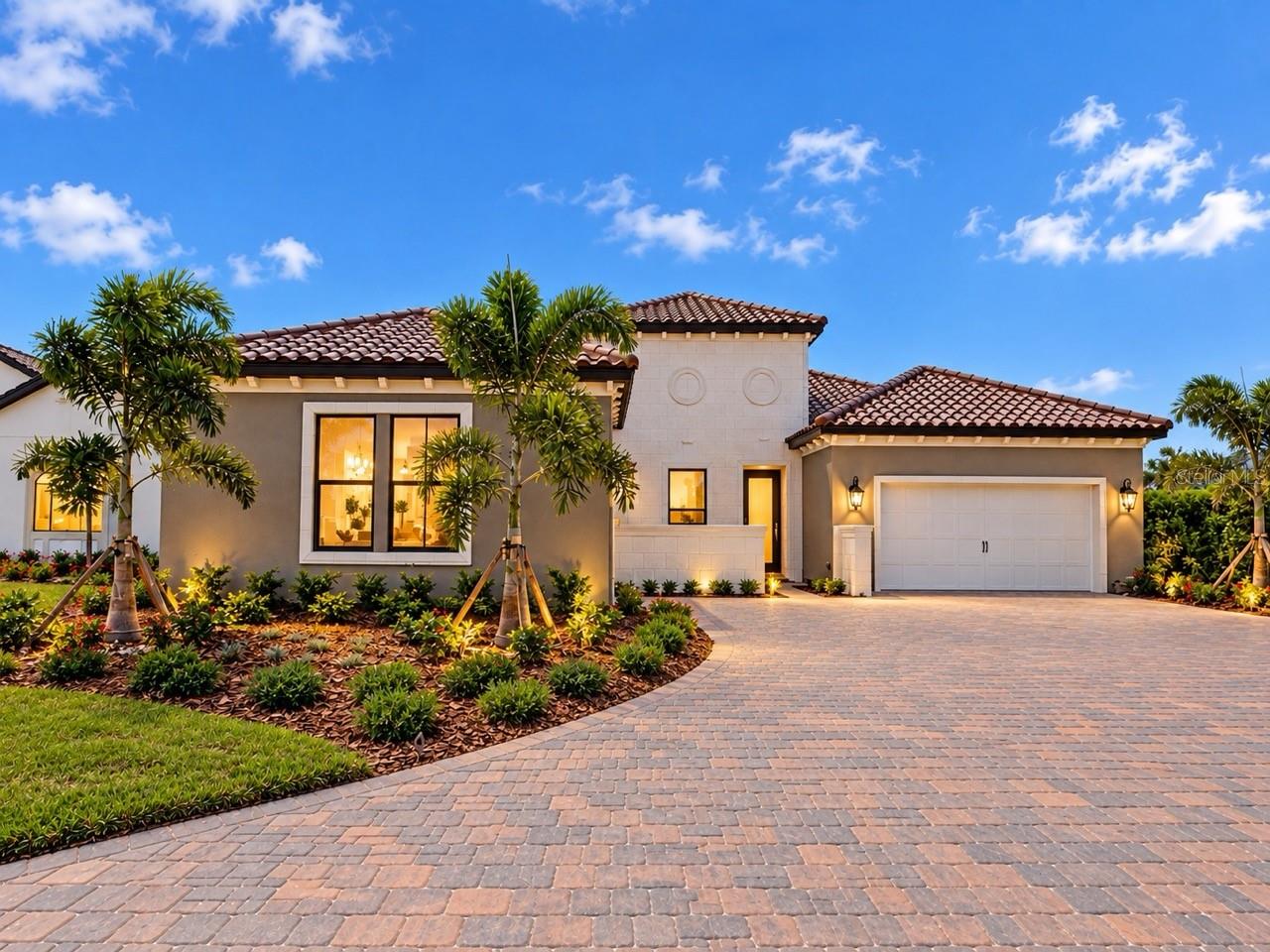 332 Bocelli Dr — photo