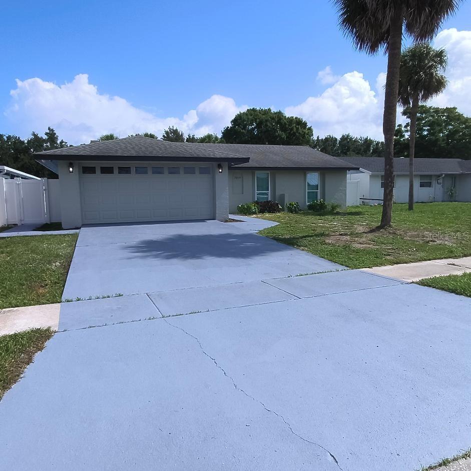 7019 Fountain Ave — photo