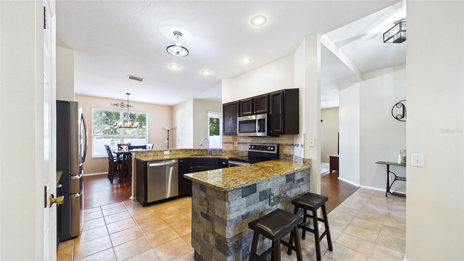 4021 3rd Avenue E, Bradenton, FL 34208 — photo 2