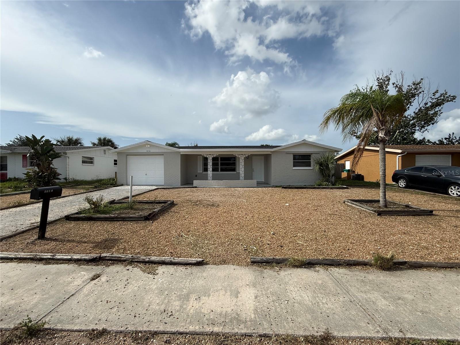 5241 Sparrow Dr — photo