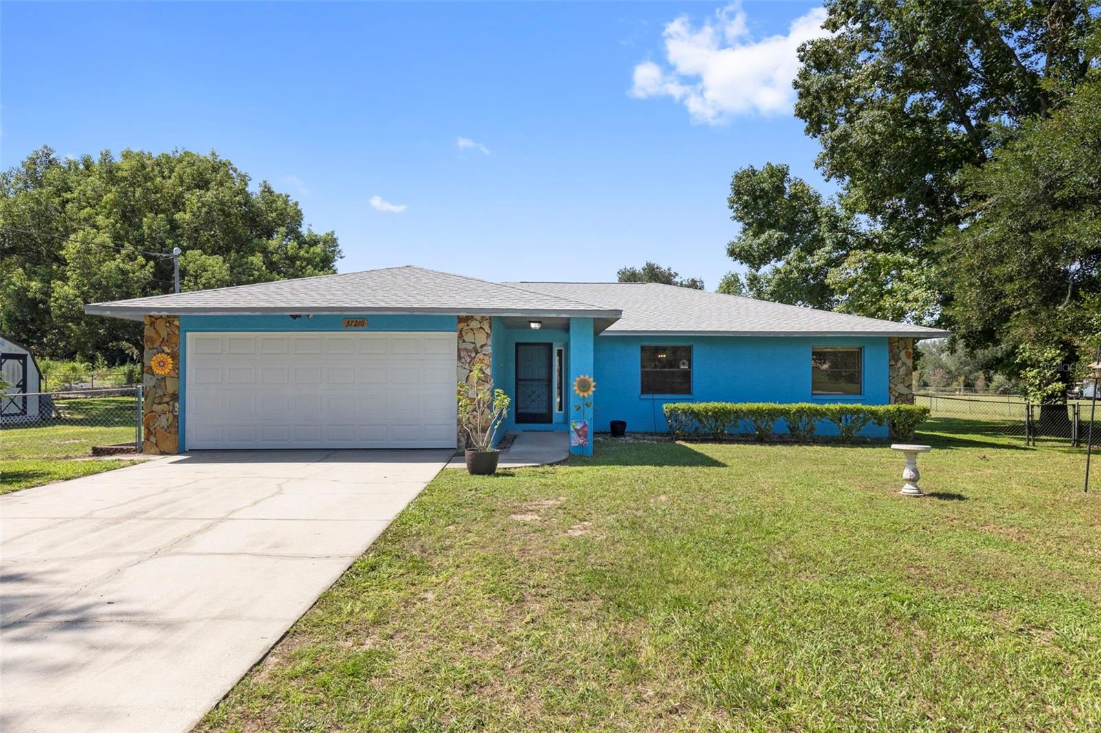37216 Orange Blossom Ln — photo