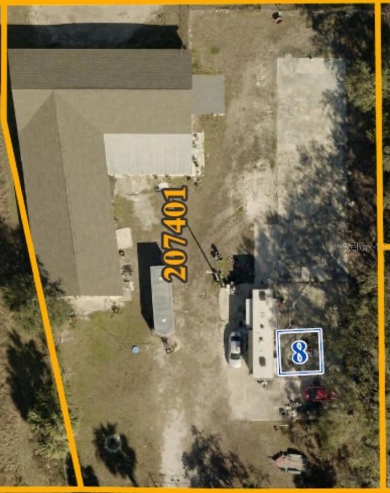 301 E Tomlin St — photo