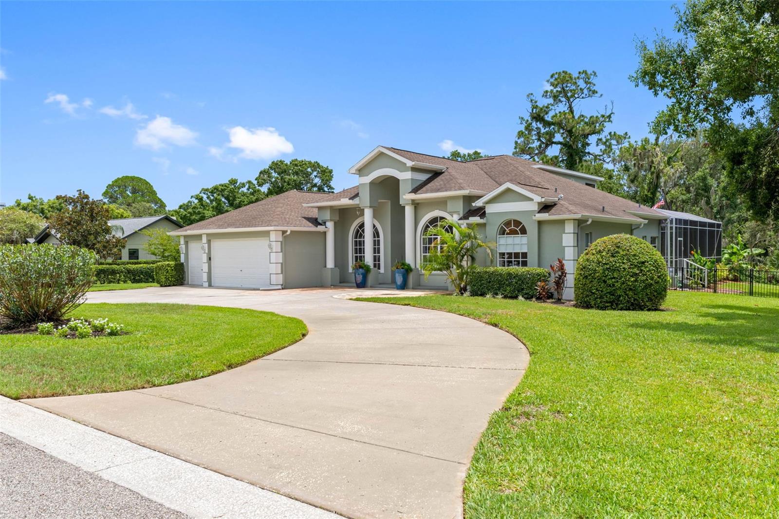 1079 Riverside Ridge Rd — photo