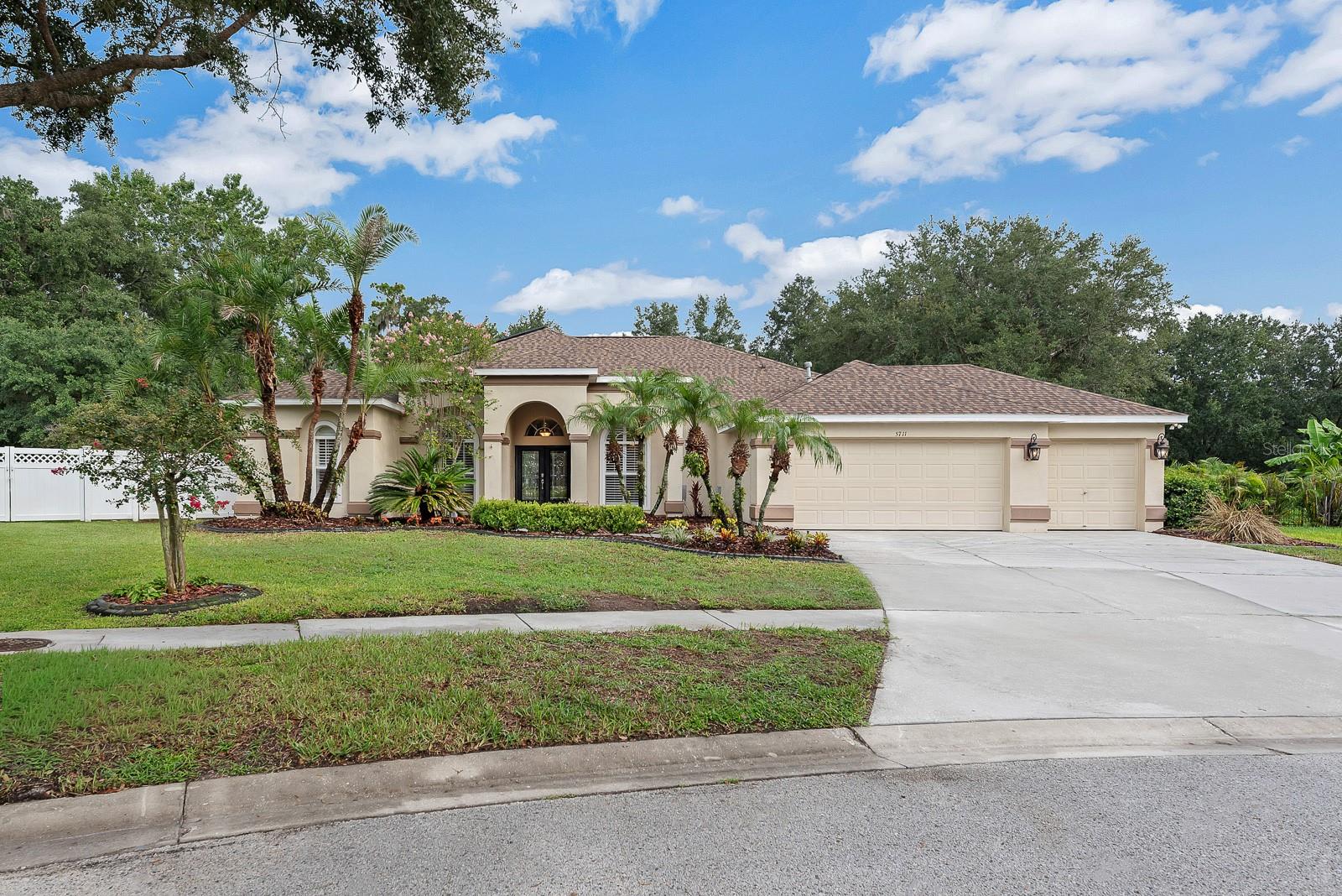 5711 Tanagerside Road, Lithia, FL 33547 — photo 3