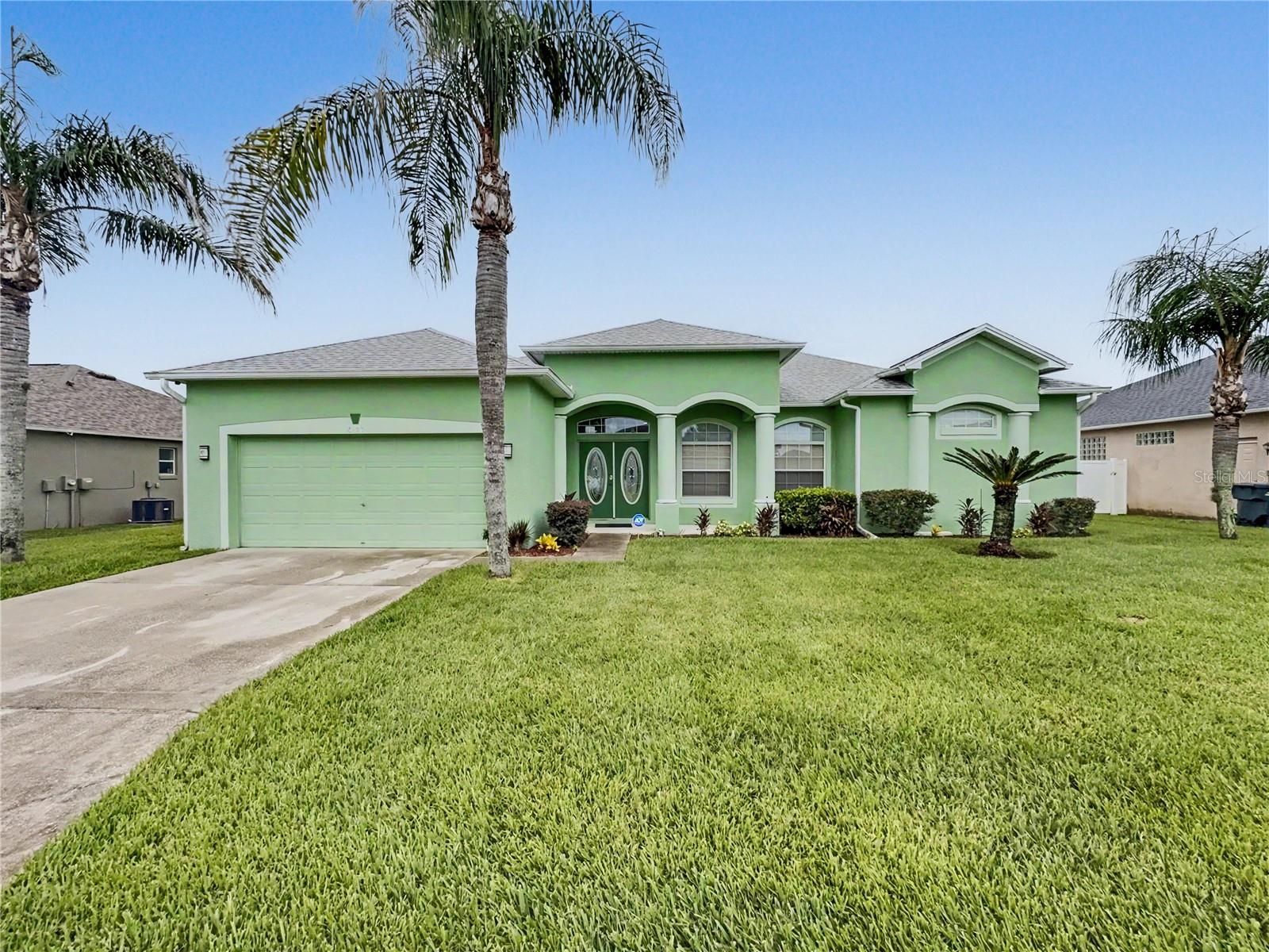 8155 Woodvine Cir — photo