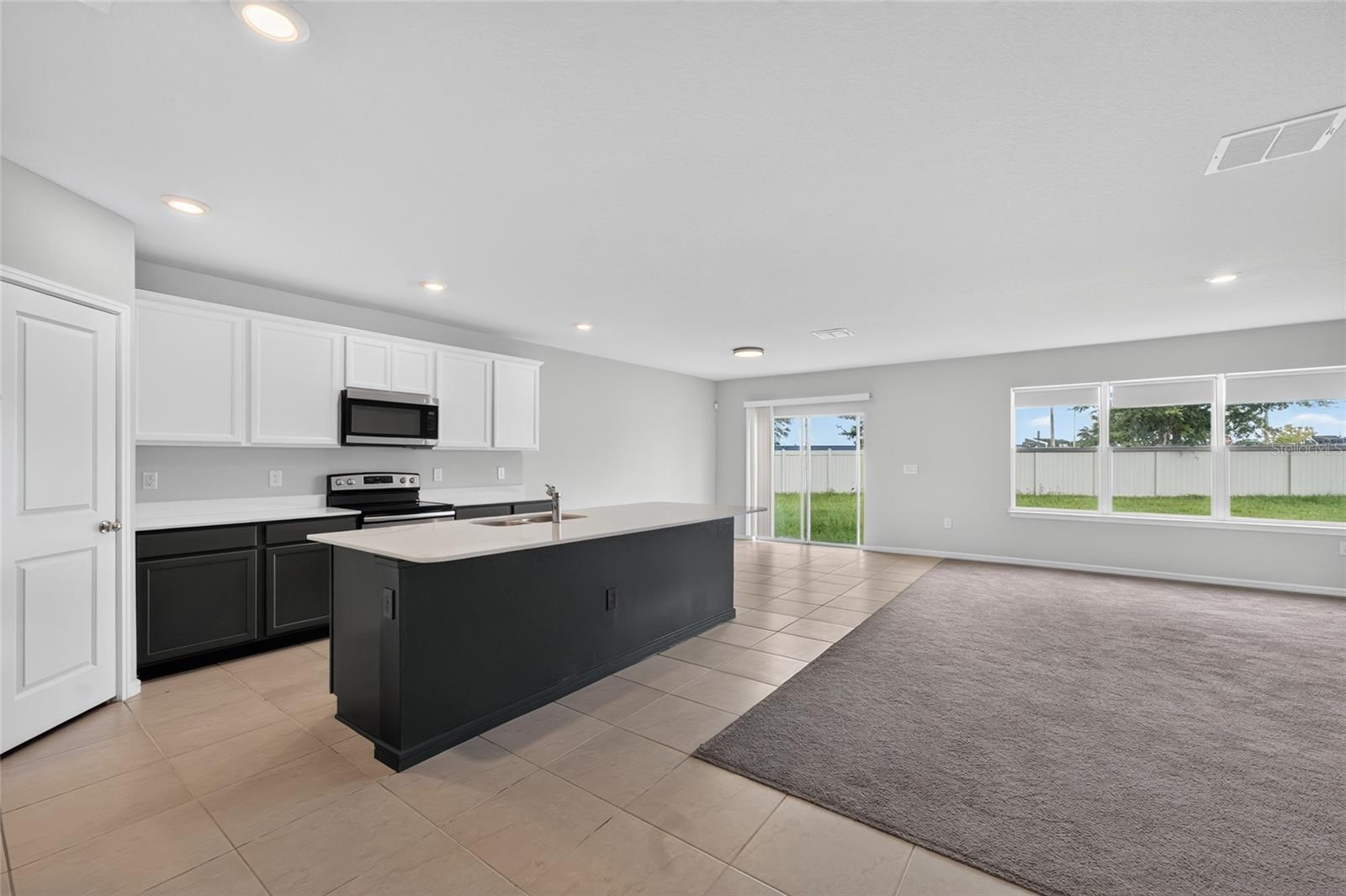6708 Devlin Lane, Wesley Chapel, FL 33545 — photo 2