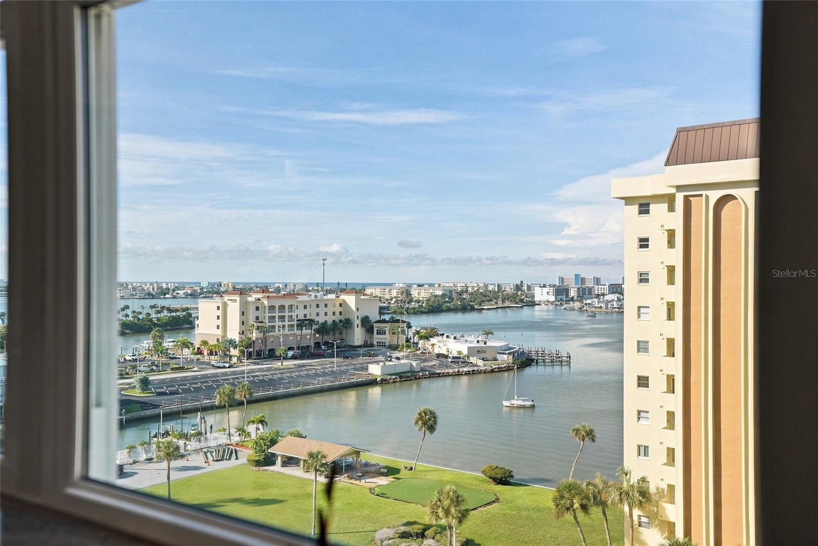4550 Cove Cir #1009 — photo