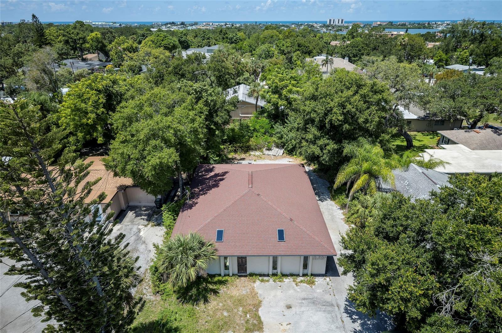 12596 Indian Rocks Rd — photo