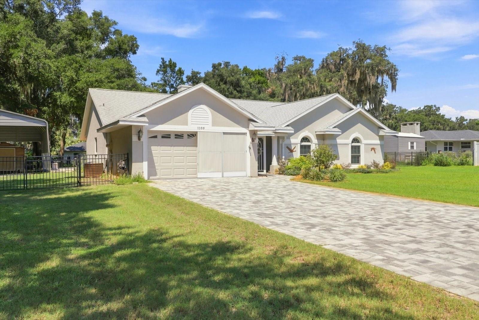 1109 S Chateau Point, Inverness, FL 34450 — photo 2