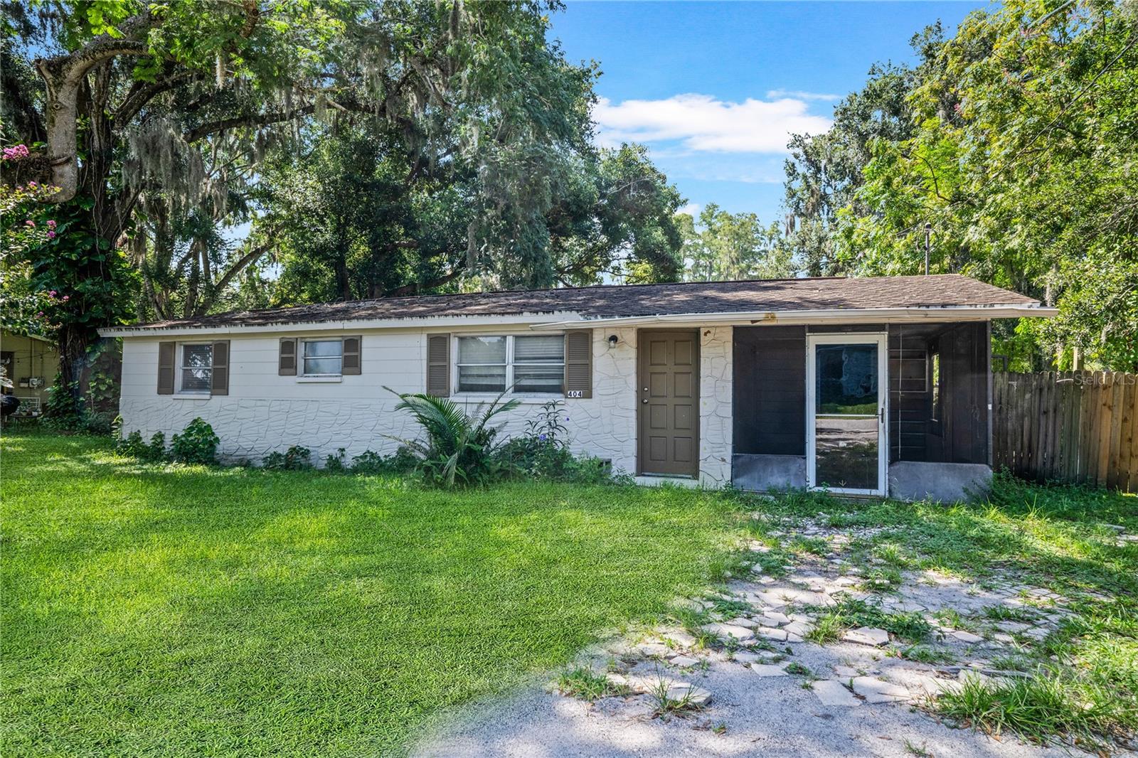 404 W Lutz Lake Fern Rd — photo