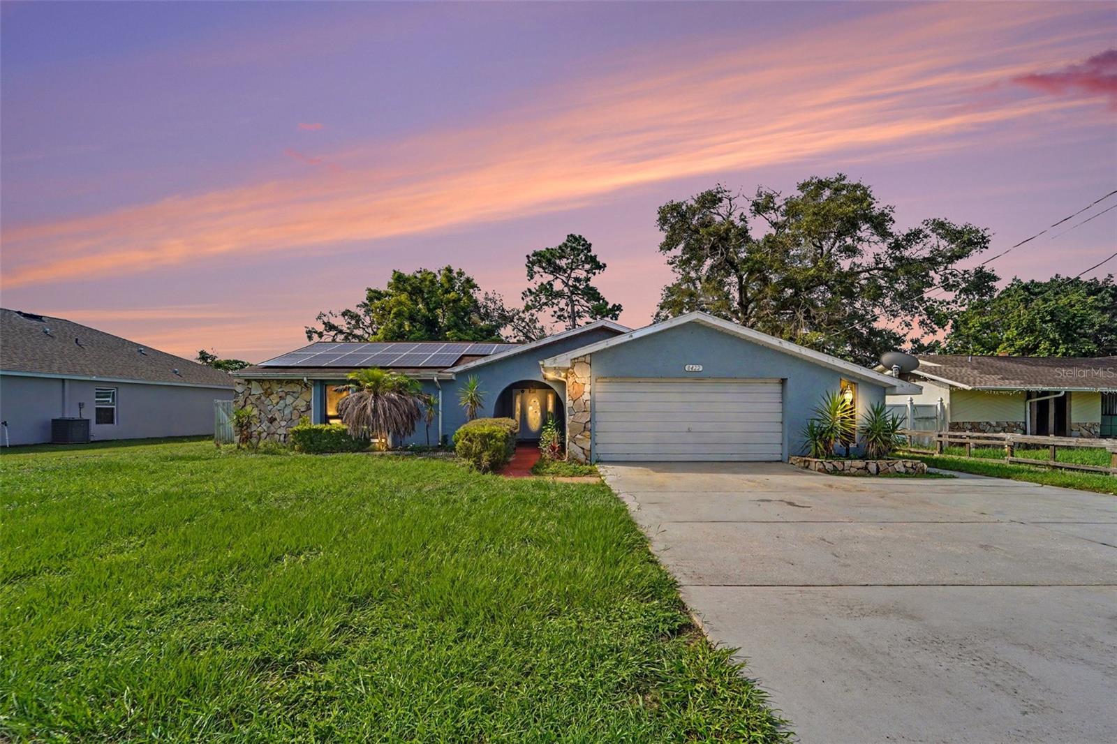 8422 Spring Hill Dr — photo