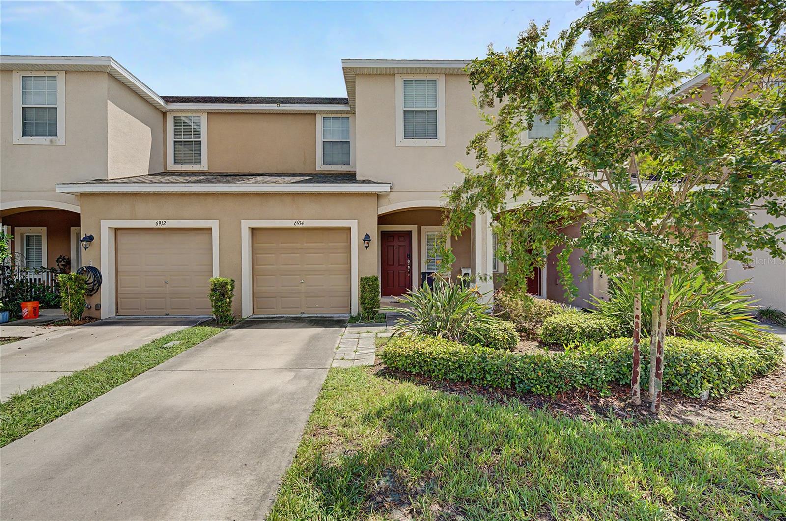 6914 Holly Heath Dr — photo