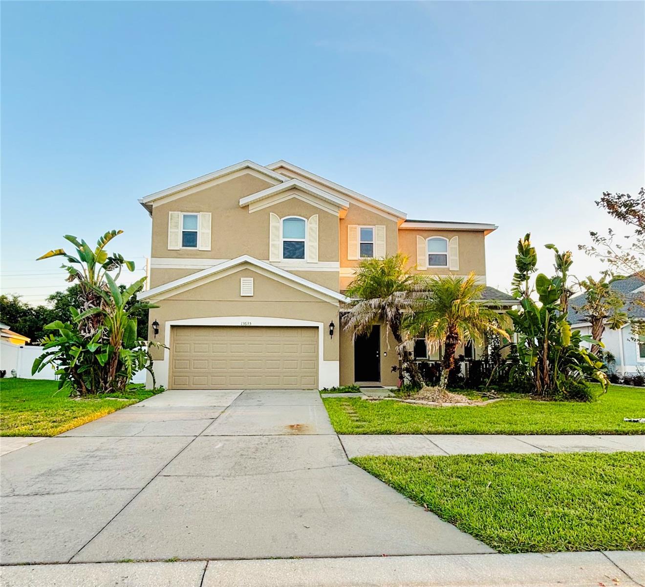 13635 Artesa Bell Dr — photo