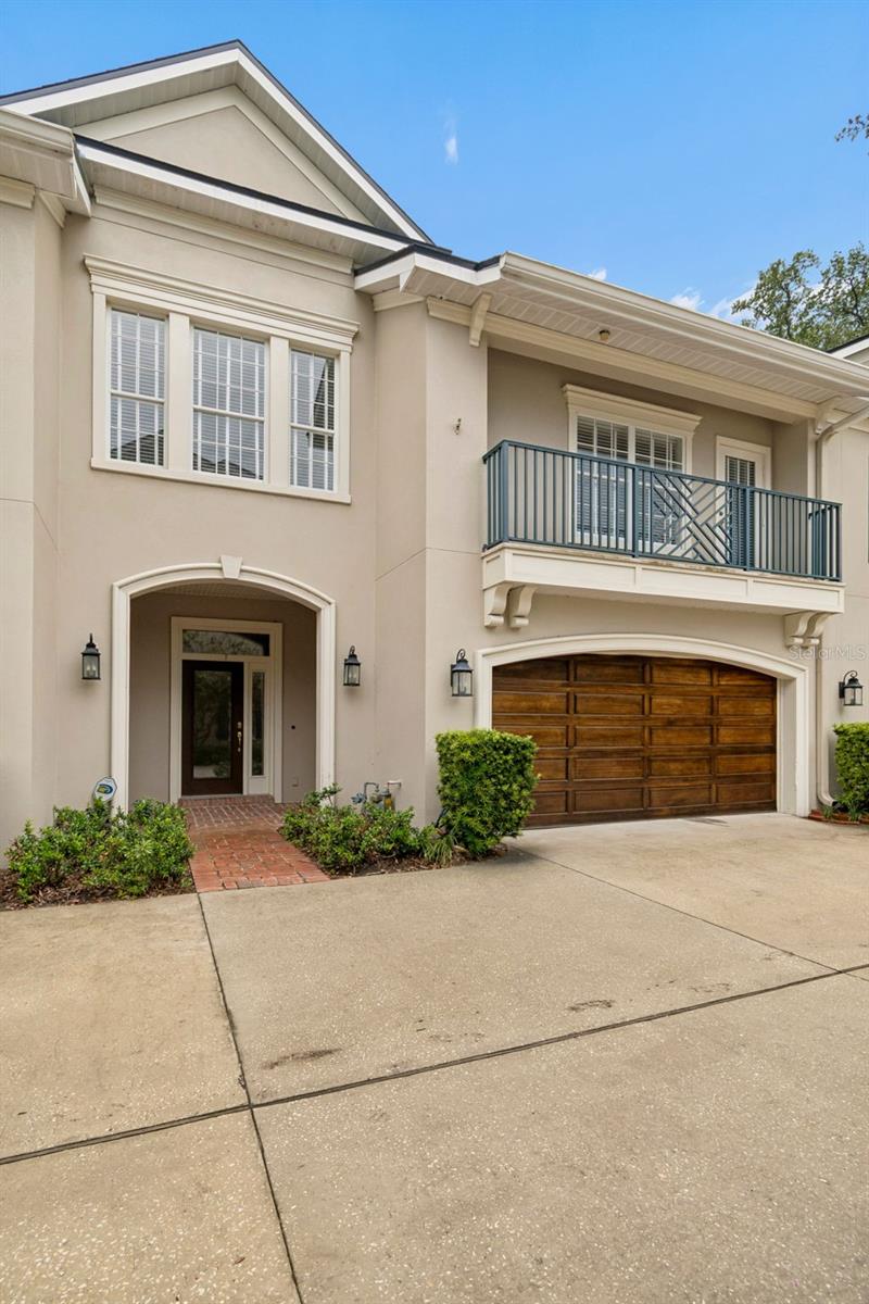 5323 Bayshore Blvd #F — photo