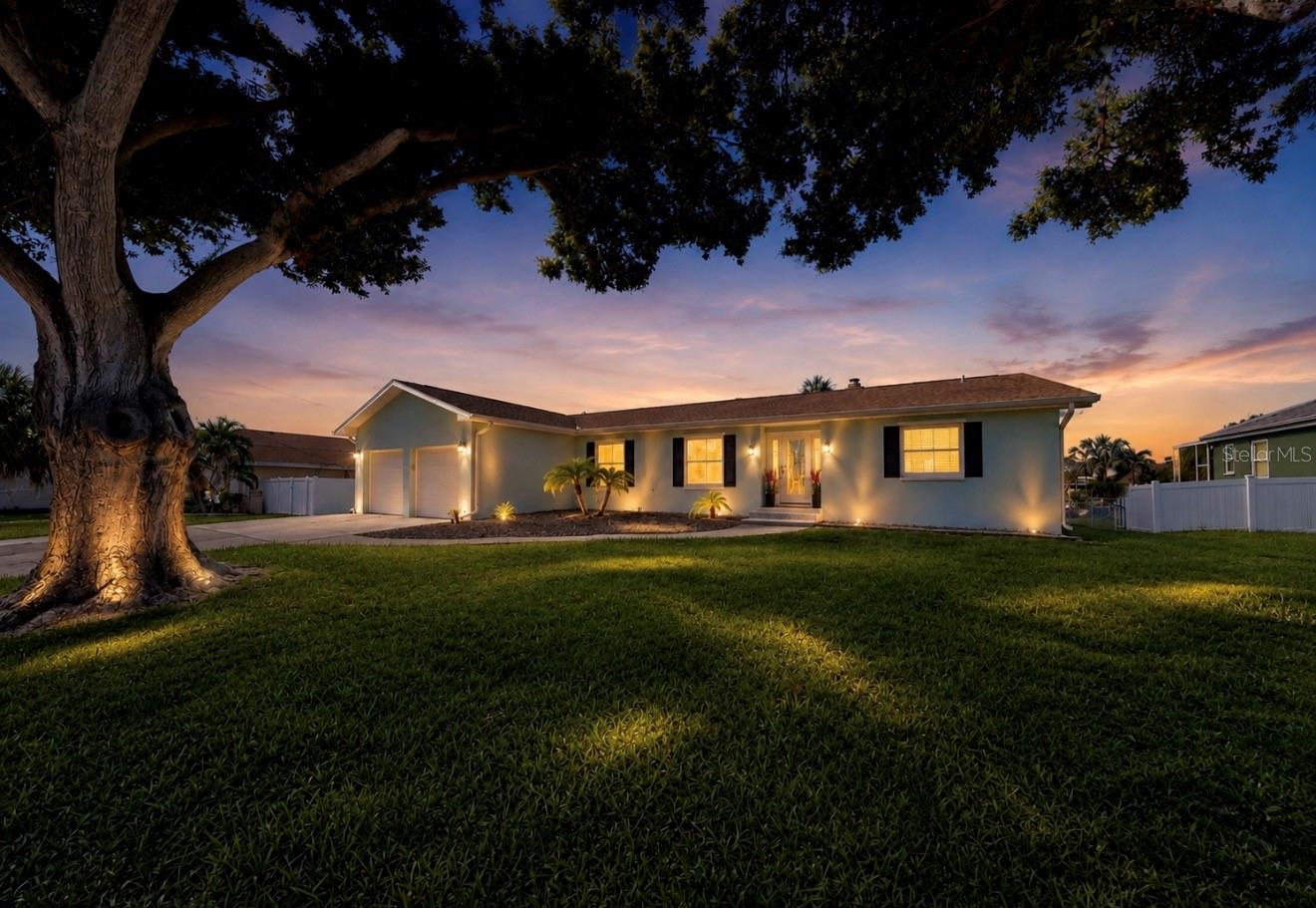 708 Spanish Main Dr — photo