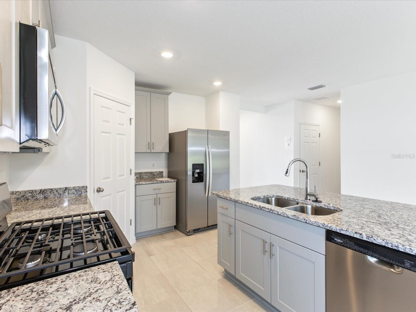 4542 Eagle Perch Court, St Cloud, FL 34772 — photo 3
