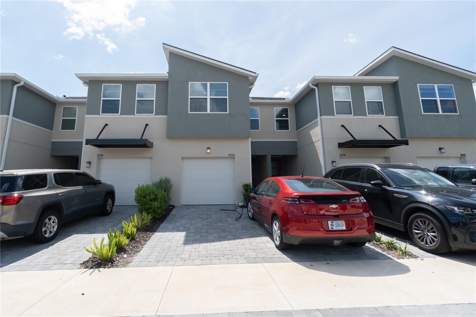 3216 Moonlit Lily Pl — photo