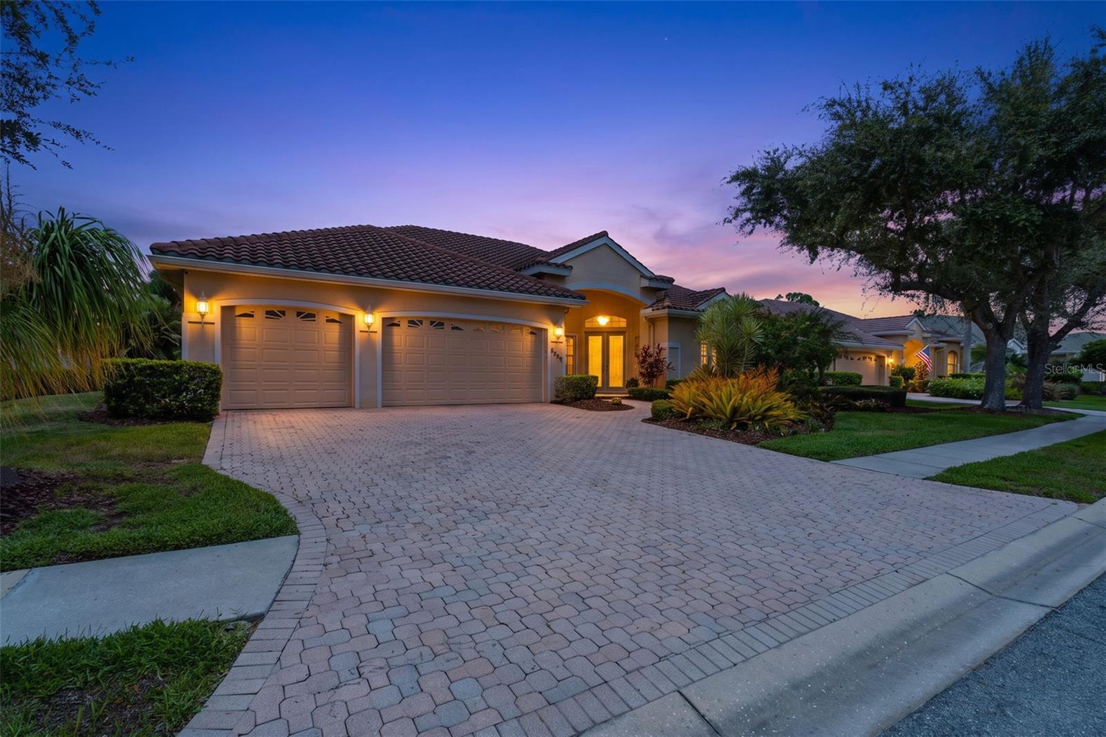 6803 Coyote Ridge Ct — photo
