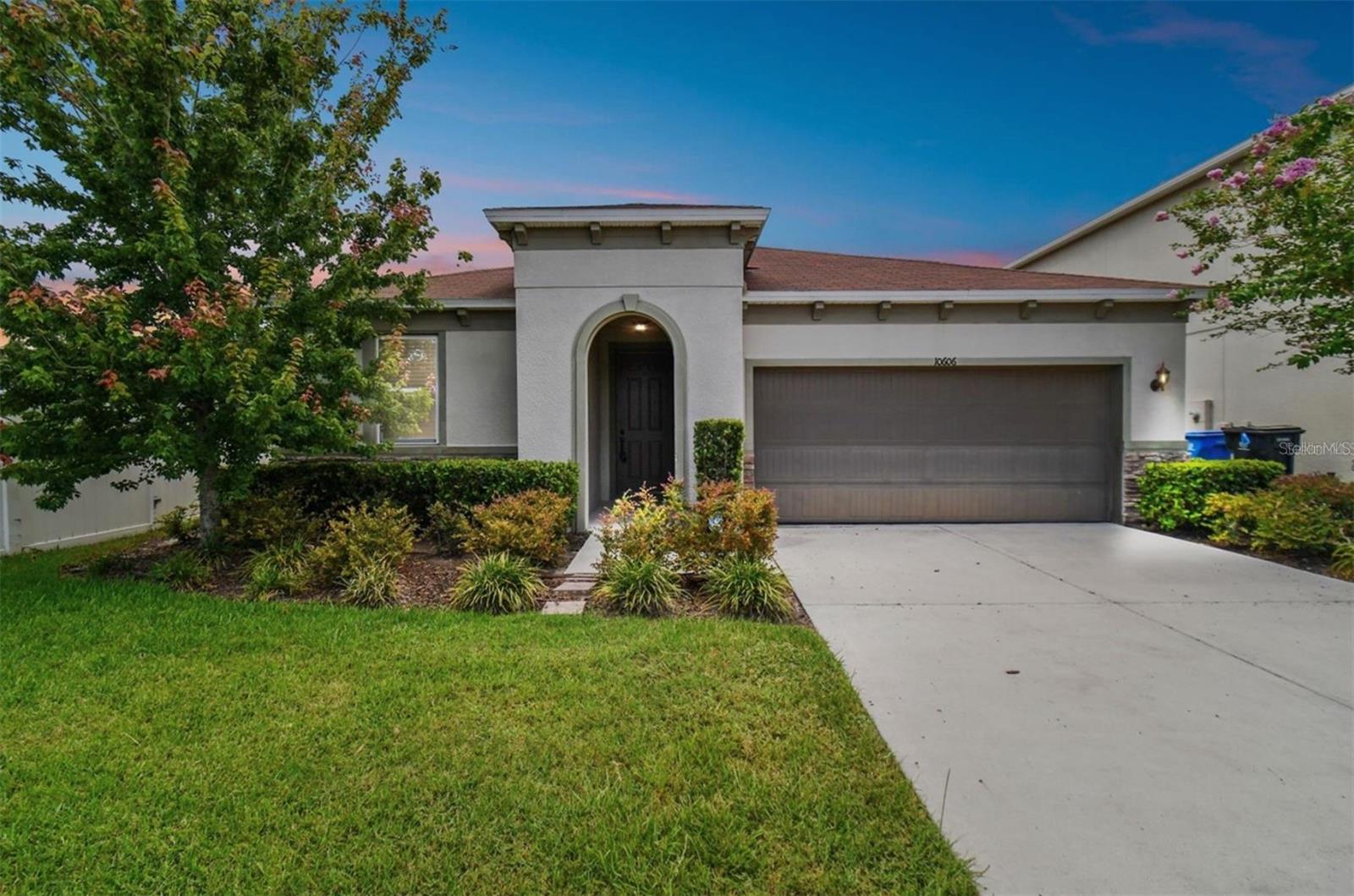 10606 Laguna Plains Dr — photo