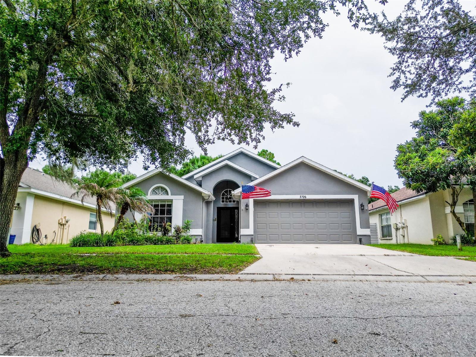 5720 Hawklake Road, Lithia, FL 33547 — photo 2