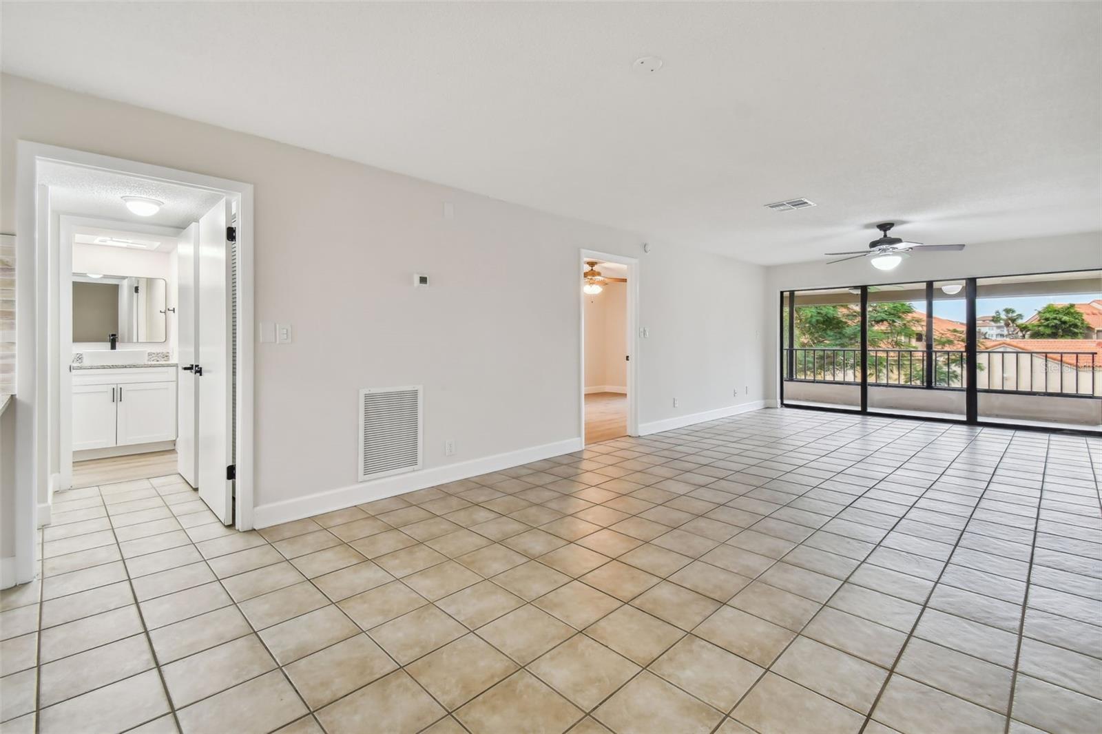 4800 Brittany Dr S #102 — photo