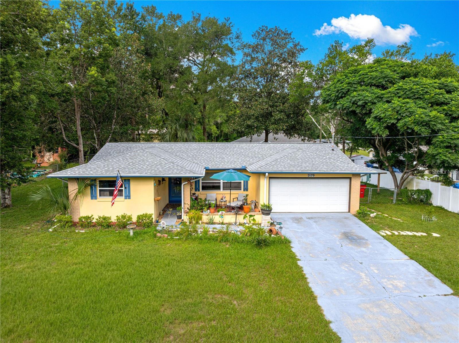 2170 W Doral Ct — photo