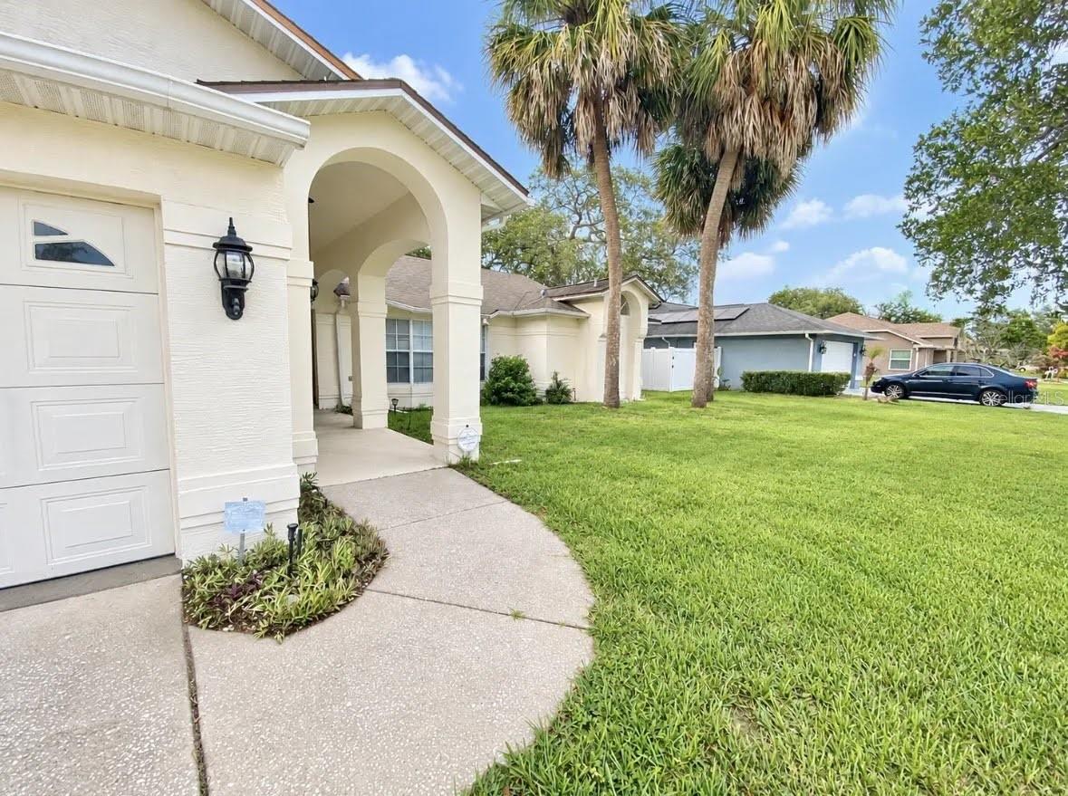 8201 Rhanbuoy Road, Spring Hill, FL 34606 — photo 2