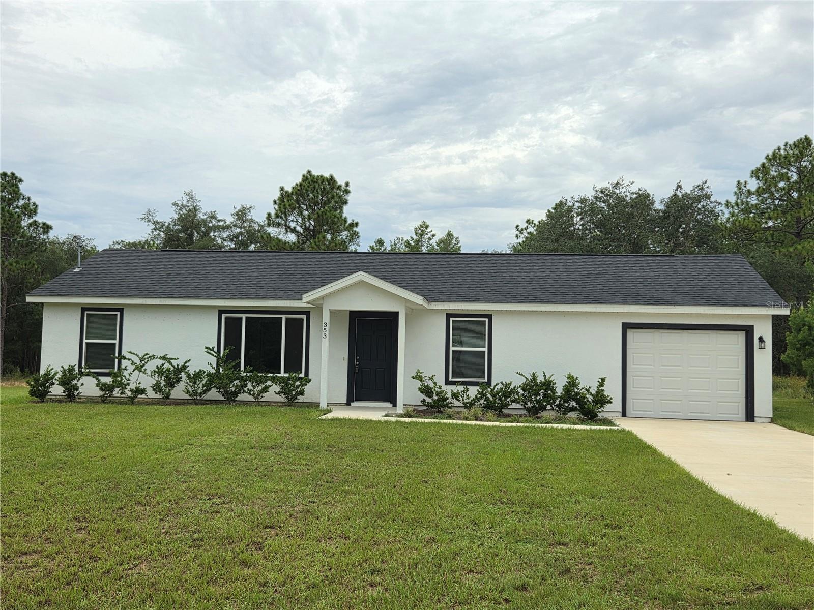 353 Fisher Way — photo
