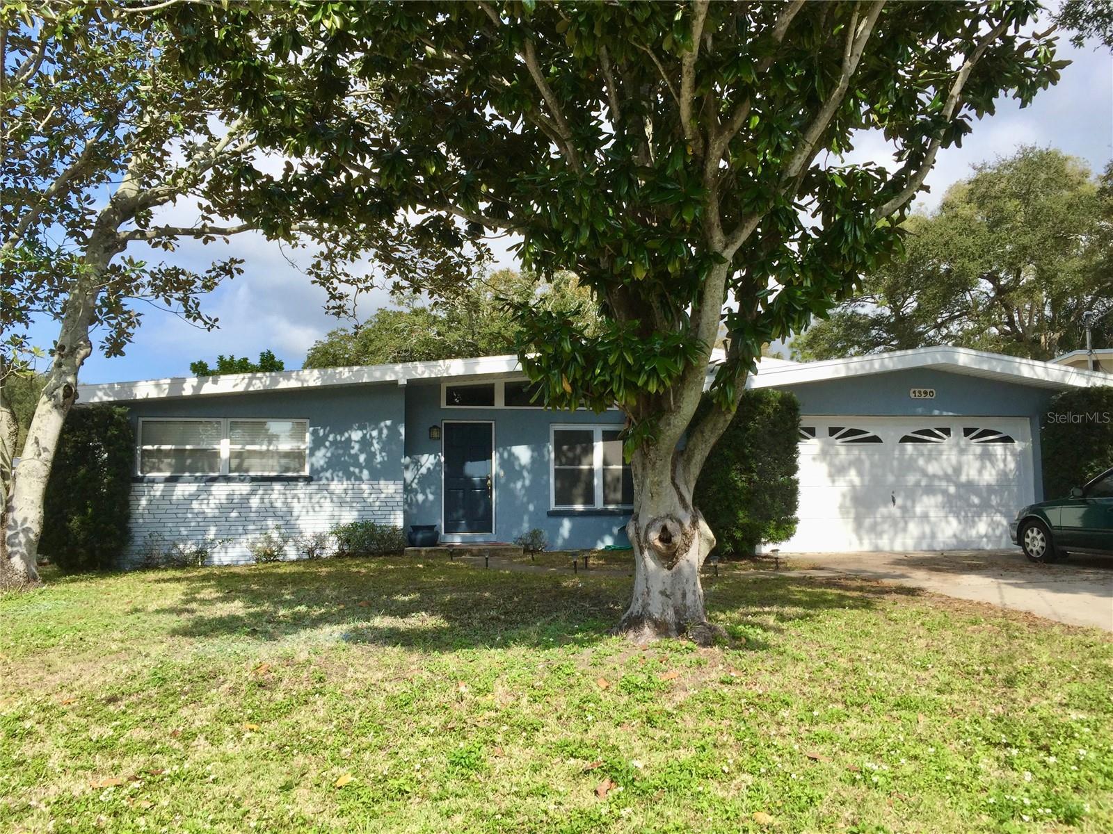 1390 Satsuma St — photo