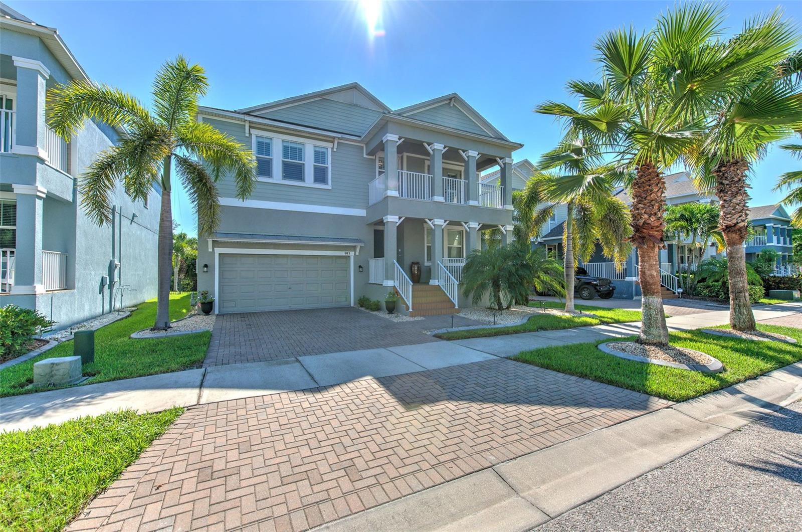 911 Seagrape Dr — photo