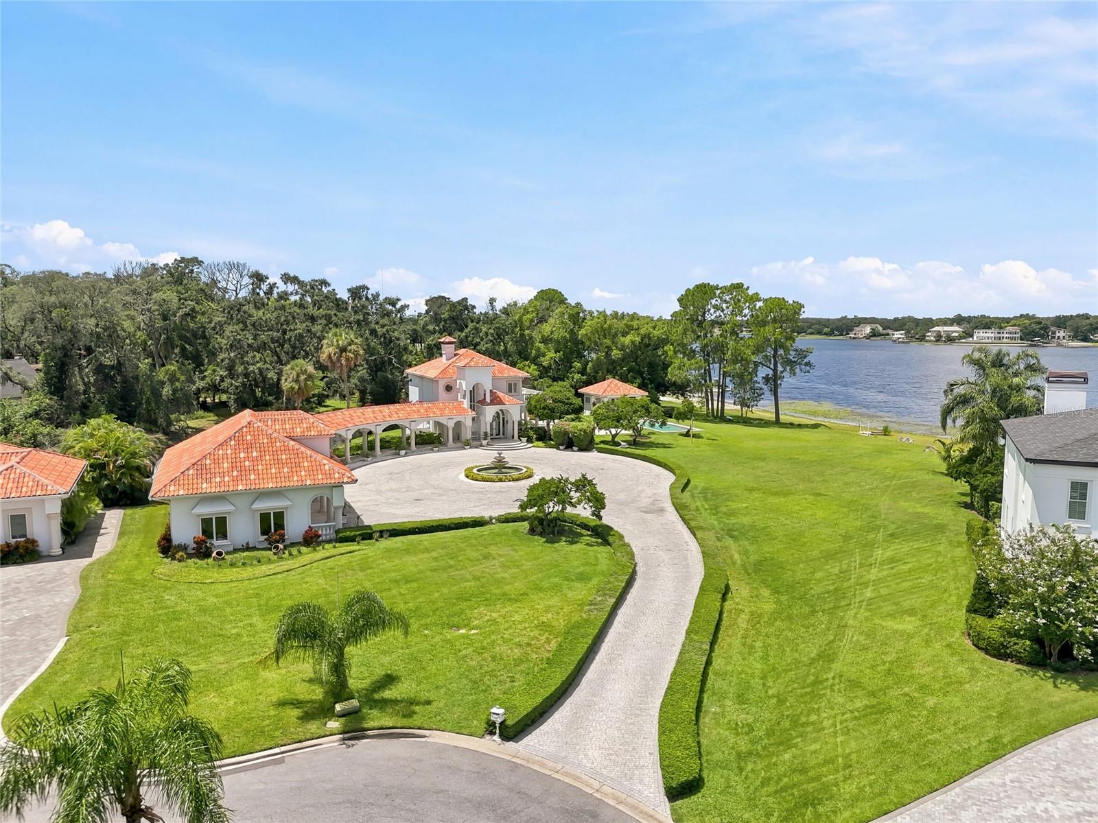 11104 Winthrop Way — photo