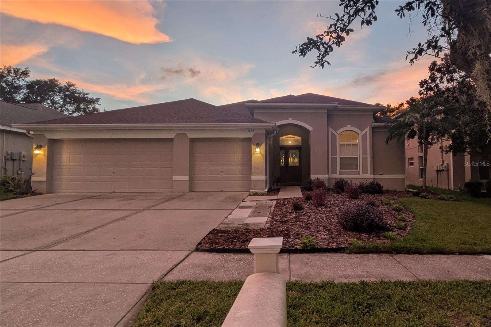 1438 Emerald Hill Way — photo