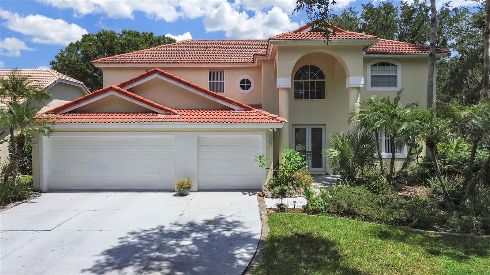 10212 Garden Alcove Dr — photo