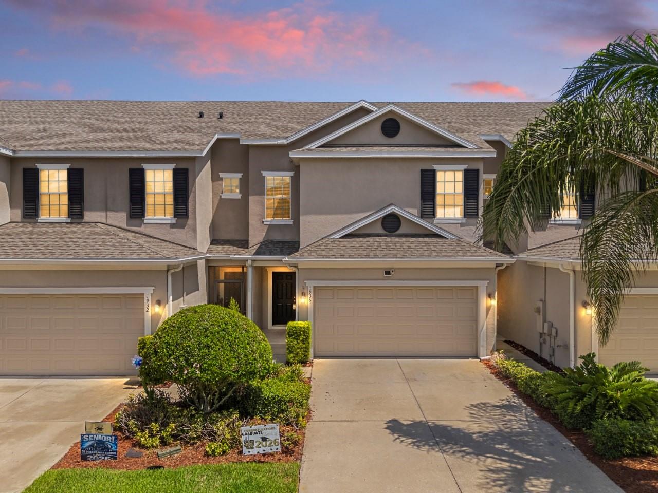 1936 Compass Flower Way — photo