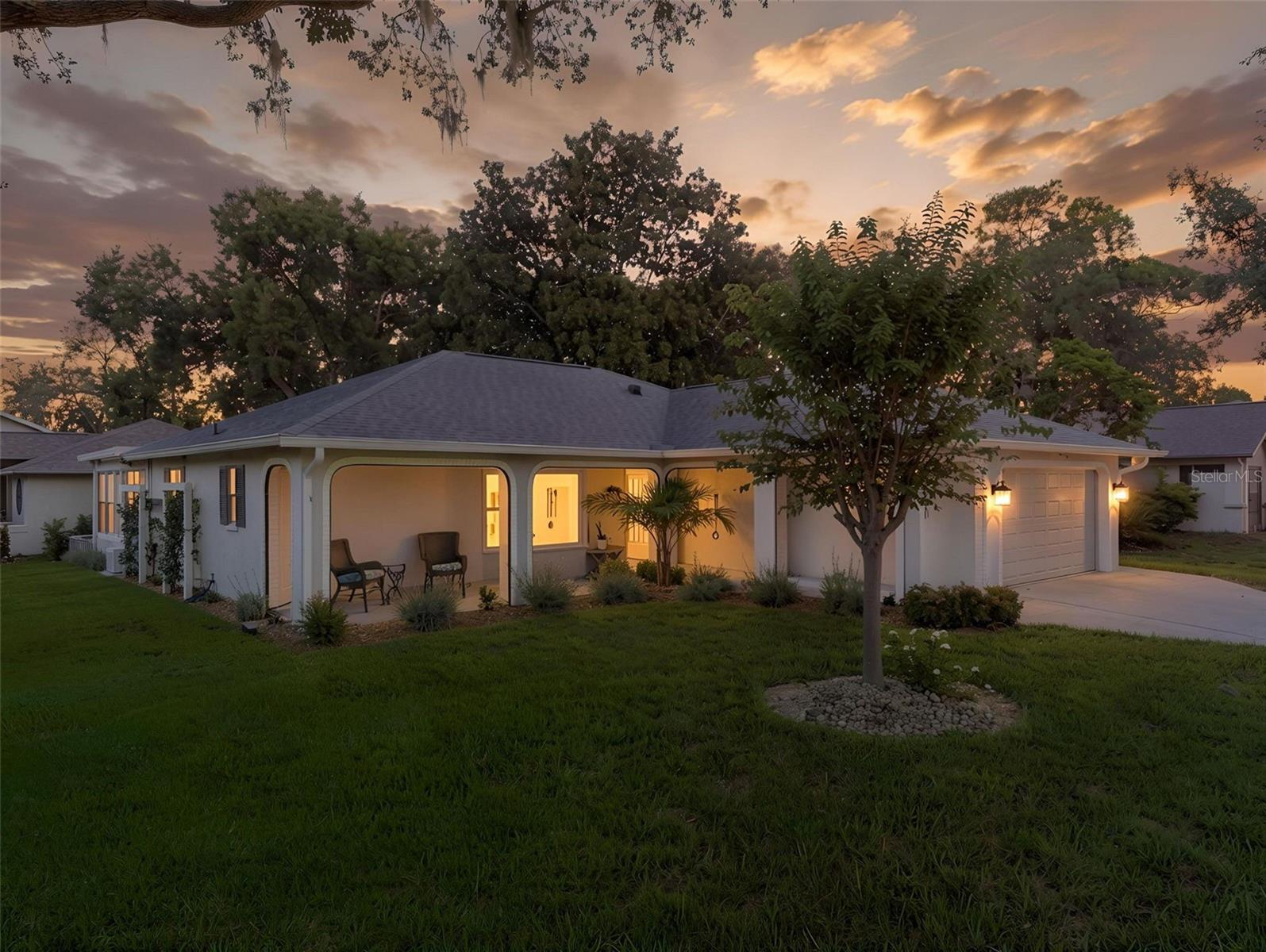 3558 Oak Lake Dr — photo
