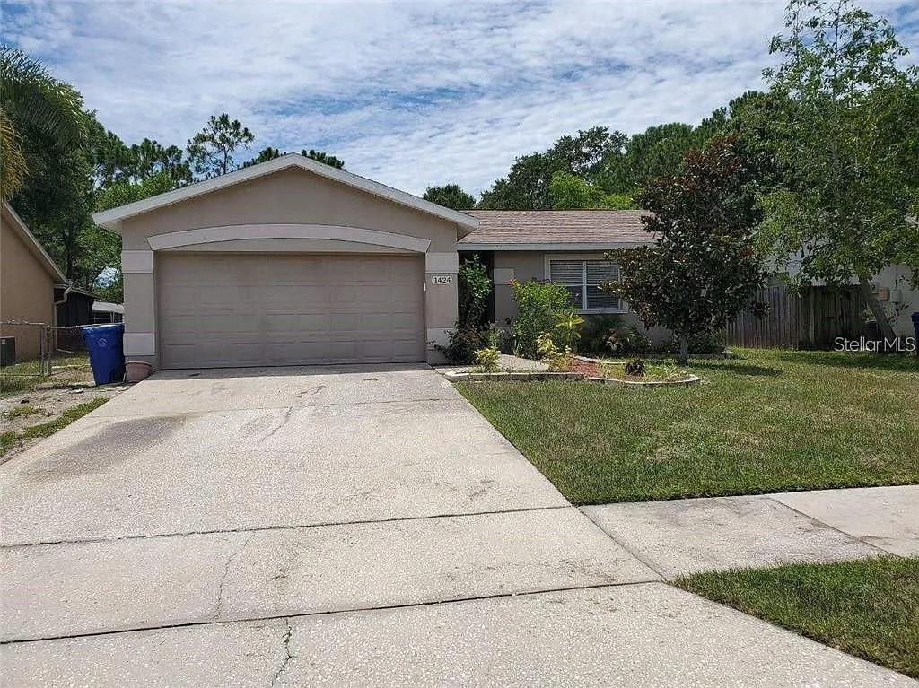 1424 Chesterfield Dr — photo