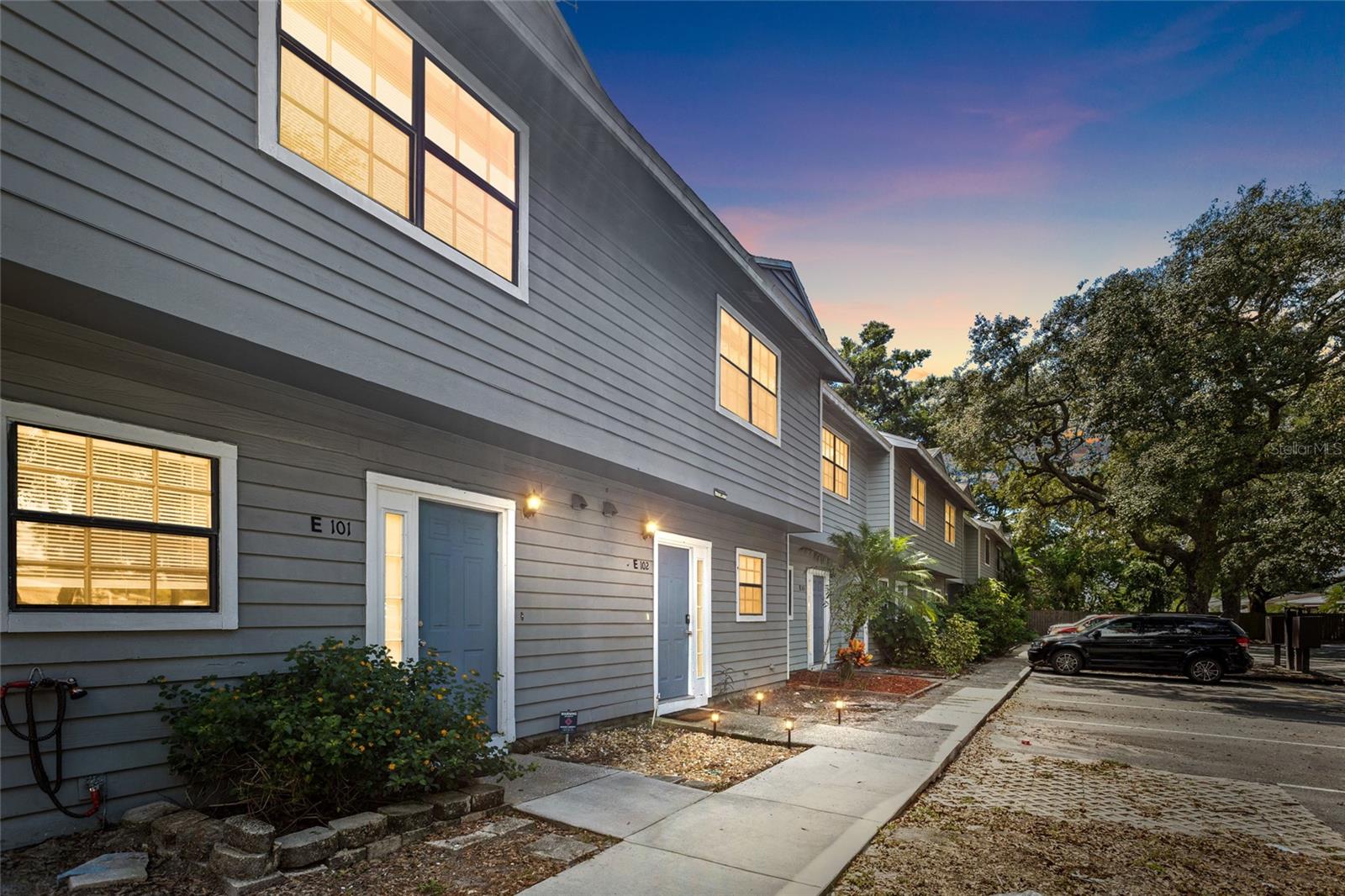 1910 W Sligh Ave #E102 — photo