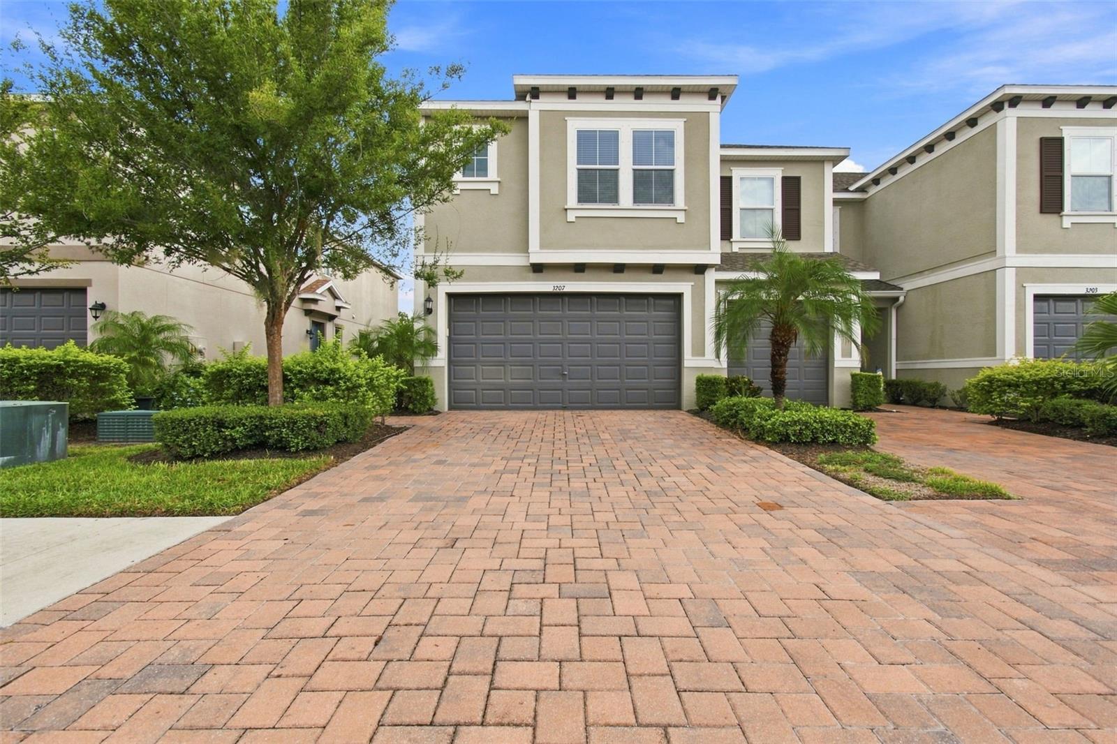 3207 Painted Blossom Ct — photo